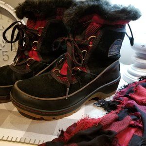Sorel Tivoli Black with Buffalo Plaid